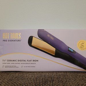 Hot Tools Pro Signature Ceramic Digital Hair Flat Iron